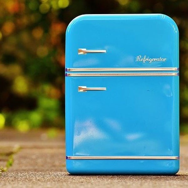 化粧水を冷蔵庫で保管するのはアリ?ナシ?正しい保管方法&保管場所、冷やせる化粧水も徹底紹介の画像