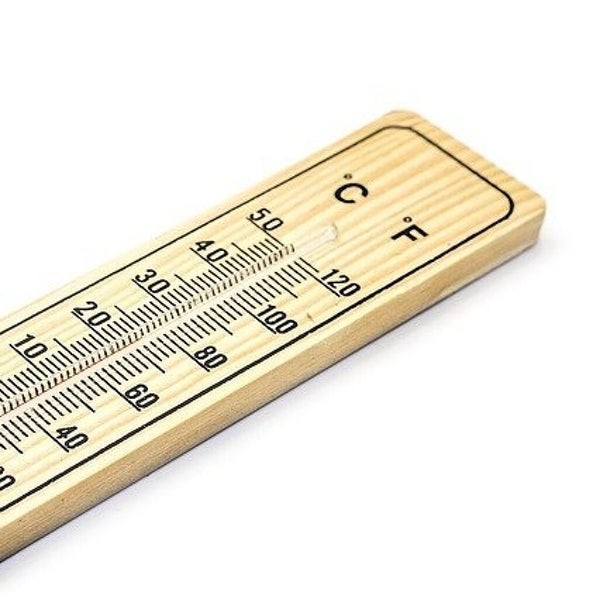 化粧水を冷蔵庫で保管するのはアリ?ナシ?正しい保管方法&保管場所、冷やせる化粧水も徹底紹介の画像