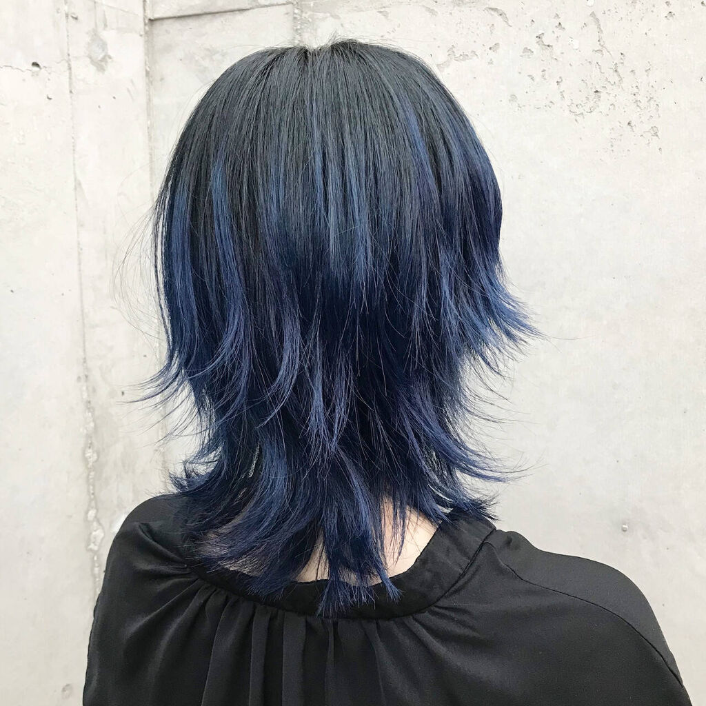 「黒髪ベースのグラデーションカラー×ミディアムヘアが可愛い！ロングやボブについても紹介」の画像（#342297）