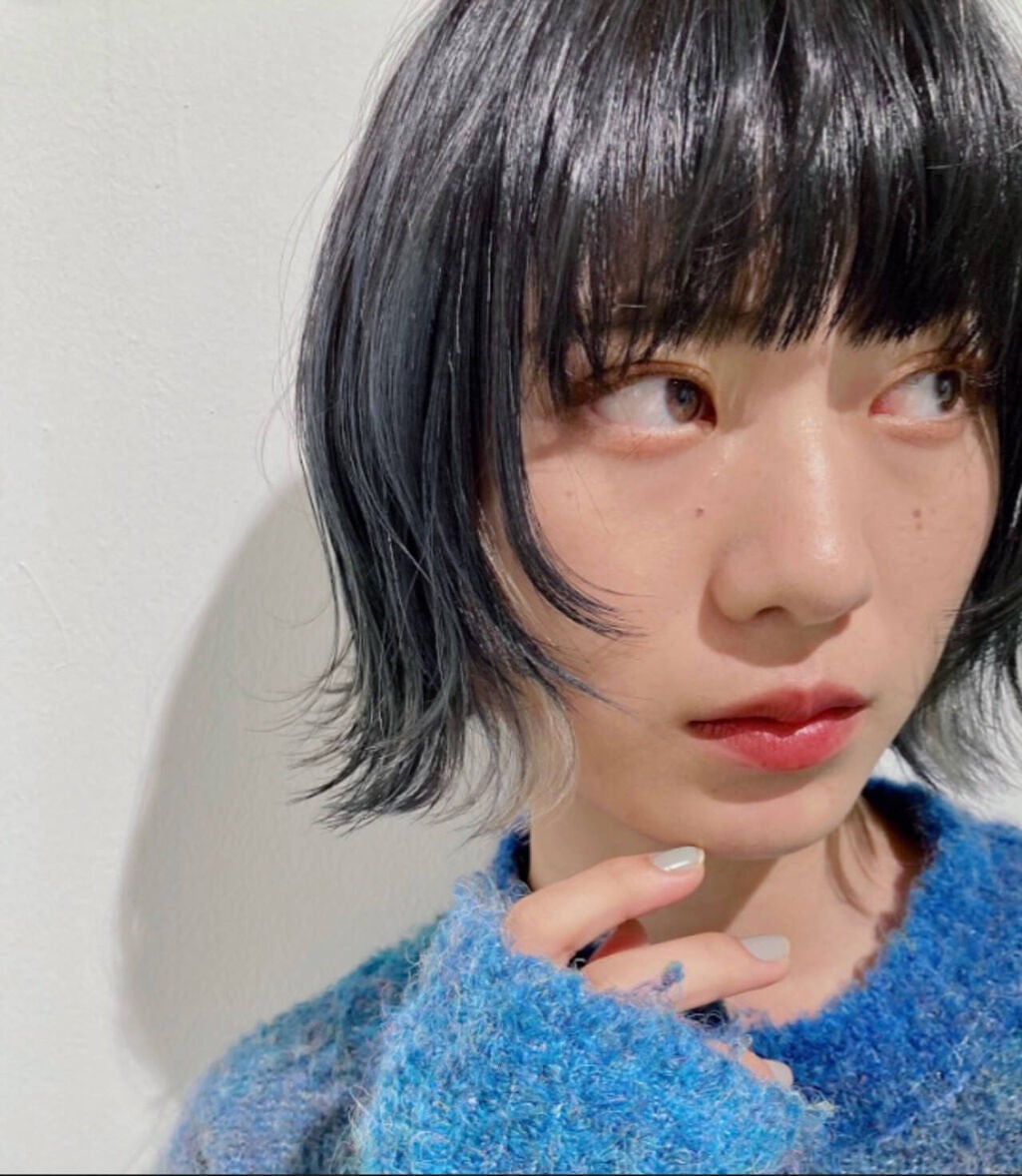 「ネイルスポンジでグラデーションやラメを簡単に!やり方やコツを紹介【100均や激落ちくんの代用も?】」の画像(#350855)