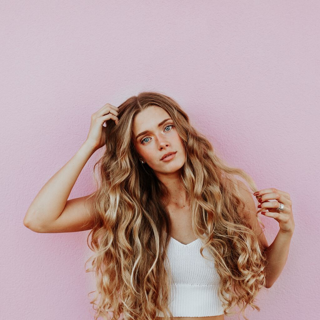 【乳液仮面返し】って何?やり方から頻度、おすすめ乳液、フェイスマスクまで話題の美容法を徹底紹介!の画像