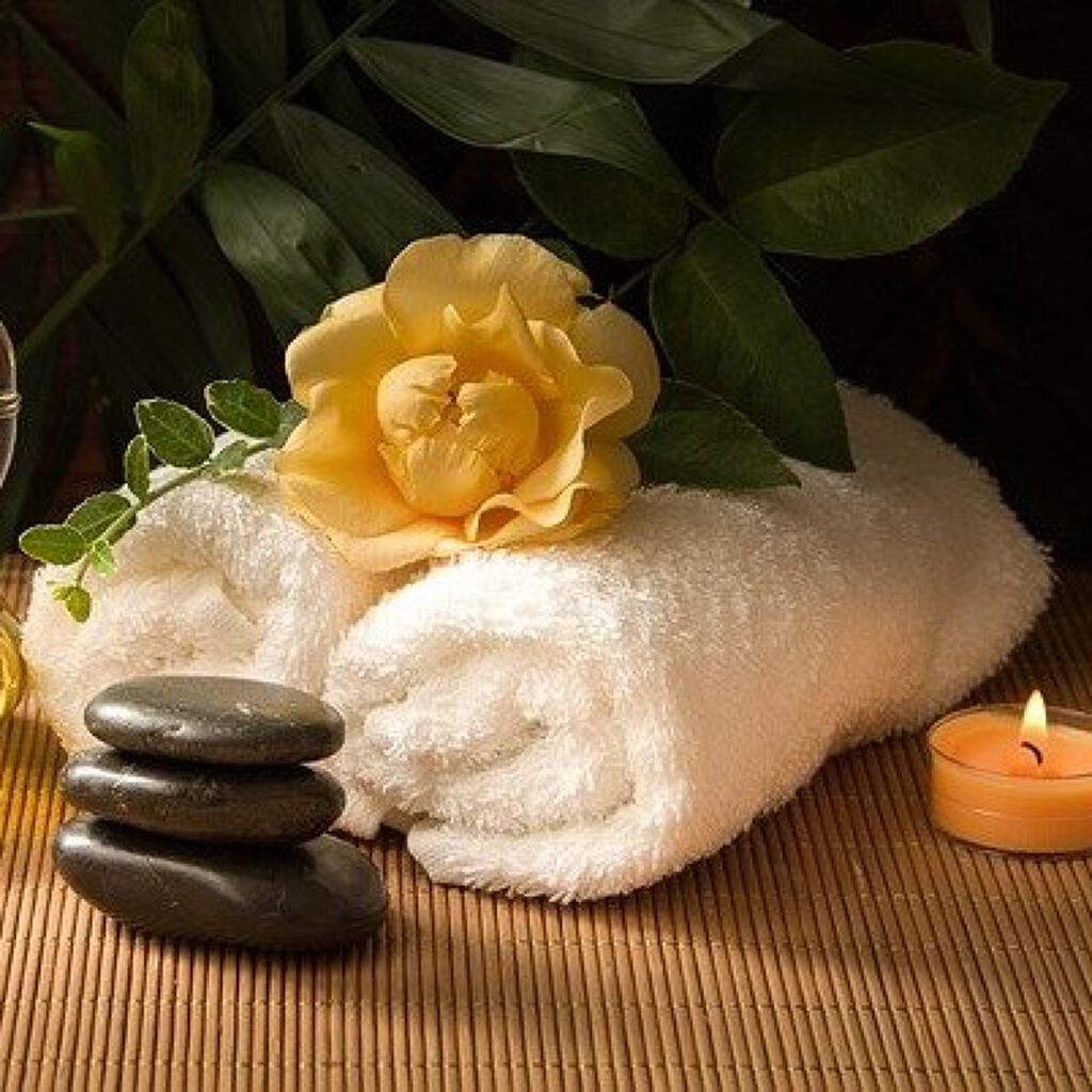 【乳液クレンジング】で本当にメイクオフは可能?やり方からメリット&デメリット、おすすめ乳液まで徹底紹介の画像