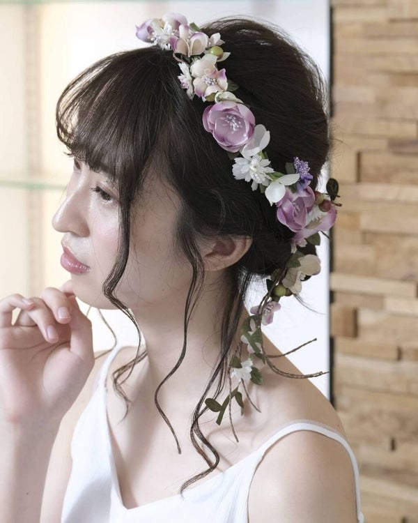 「セルフブライダルメイクの失敗しないやり方紹介!目元メイクやベースメイクなどポイントごとに解説」の画像(#352849)