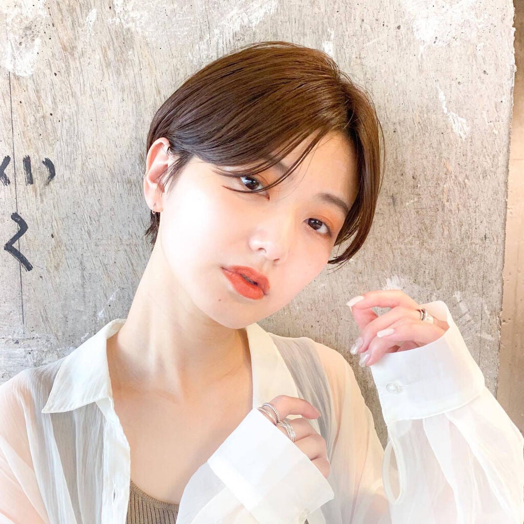 「40代におすすめのノーファンデメイク方法解説!パウダーや下地などおすすめアイテムも紹介」の画像(#353957)