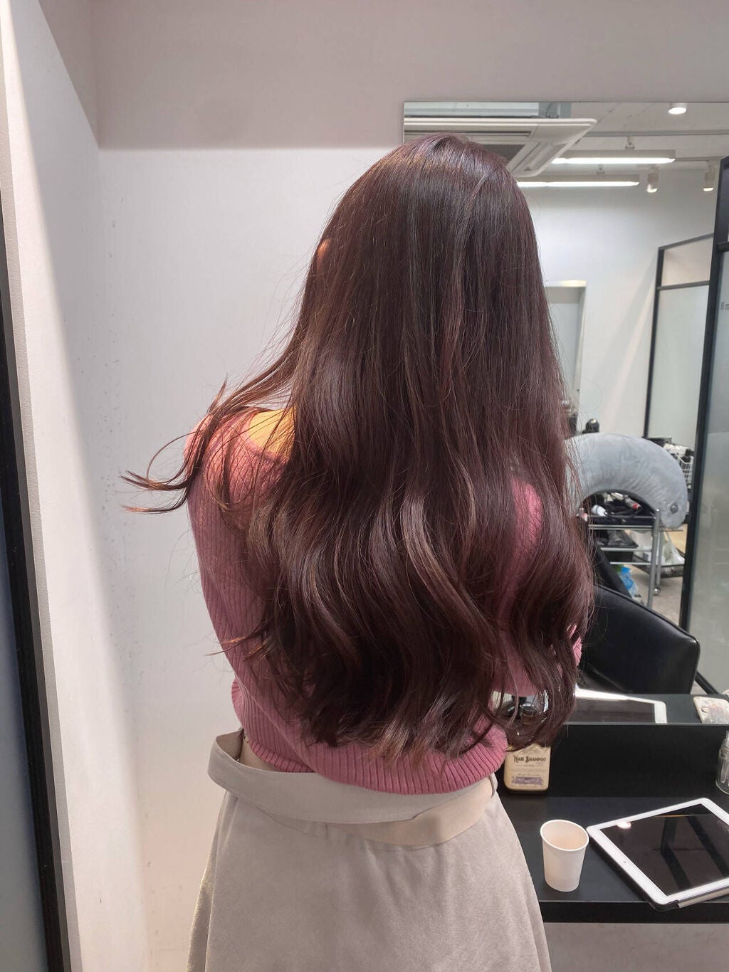 「ピンク系ヘアカラーのカタログを色別に紹介♡トレンドの明るめカラーから濃いめまで!」の画像(#354536)