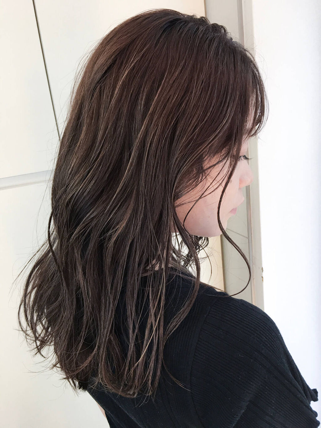 「【今すぐ解決】ヘアオイルをつけすぎたときの対処法&予防策【ベビーパウダーなしでもできる!】」の画像(#355319)