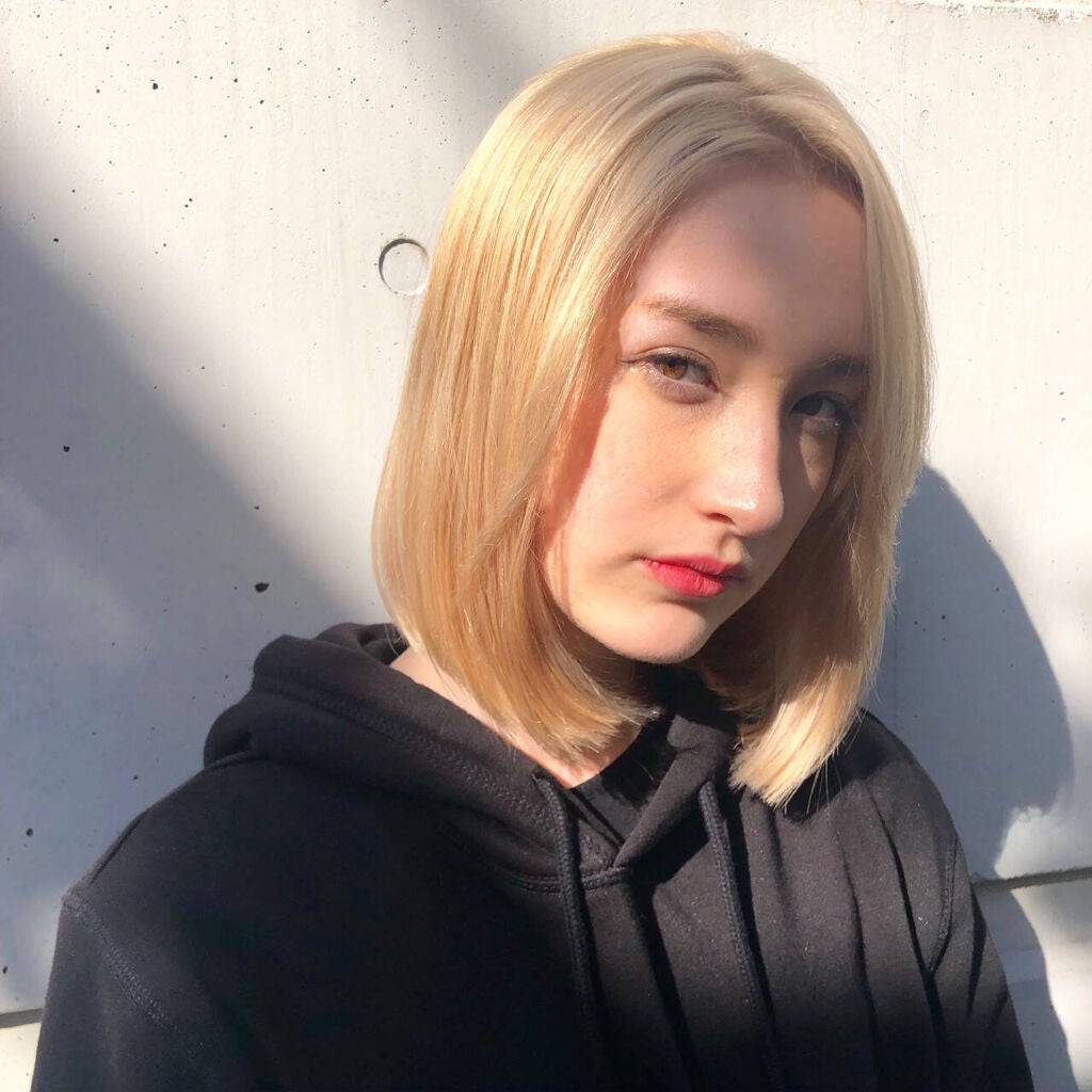 「眉マスカラの色の選び方は?おすすめ15選と髪色別のカラーを紹介【黒髪からハイトーンまで】」の画像(#359319)