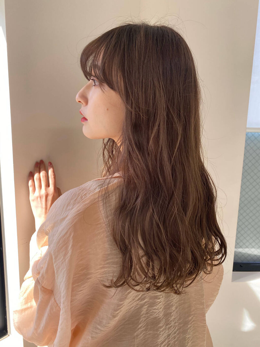 「休井美郷さん風メイクの方法!リップからアイラインまで詳しく解説」の画像(#367054)
