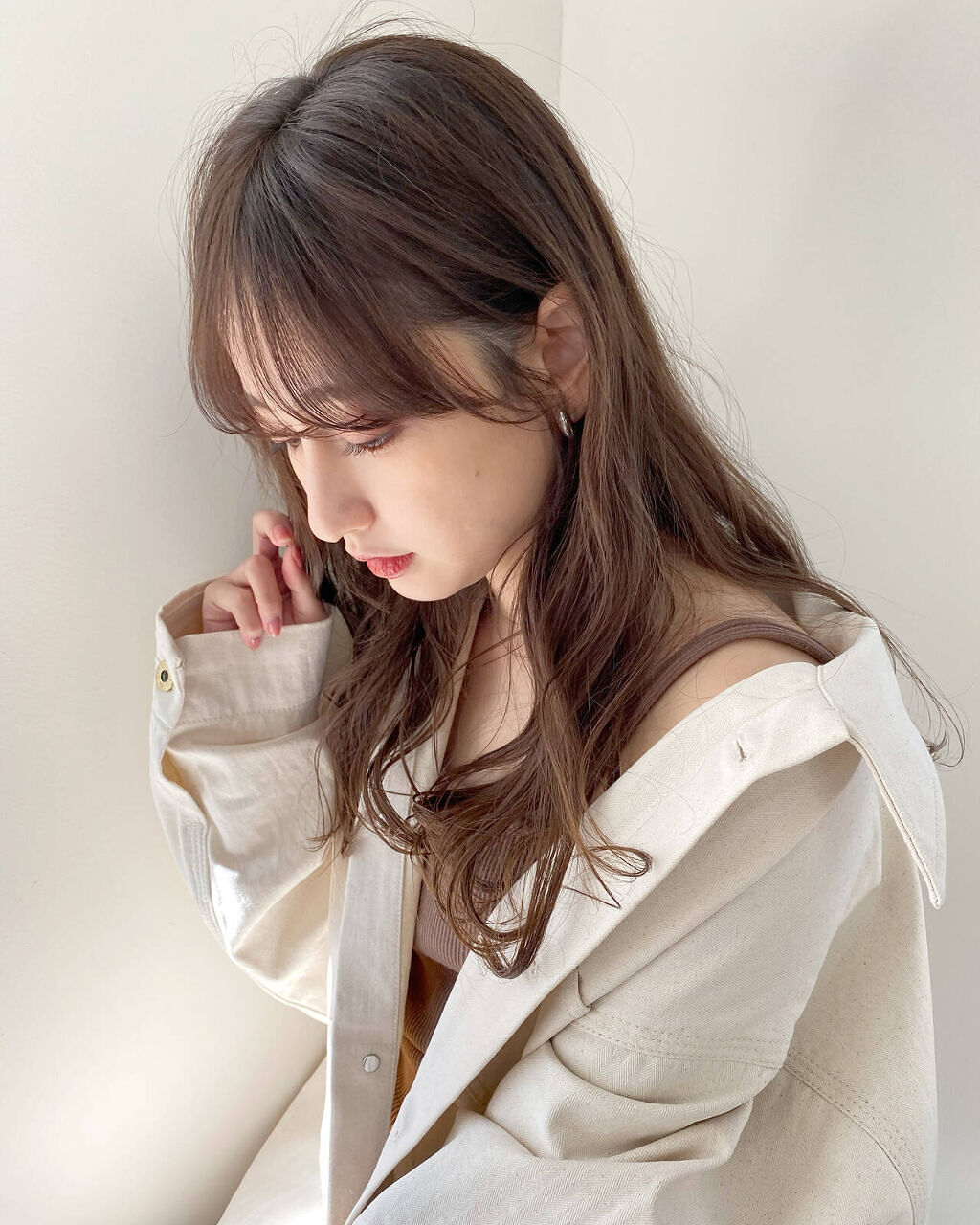 「休井美郷さん風メイクの方法!リップからアイラインまで詳しく解説」の画像(#367055)