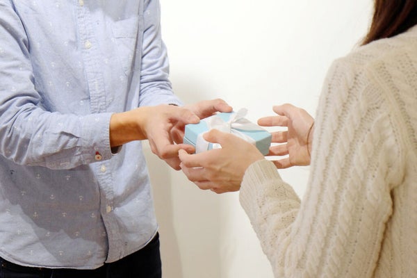 プレゼントにおすすめの高級シャンプー14選!男性から彼女・女性に贈る意味や喜ばれる選び方の画像