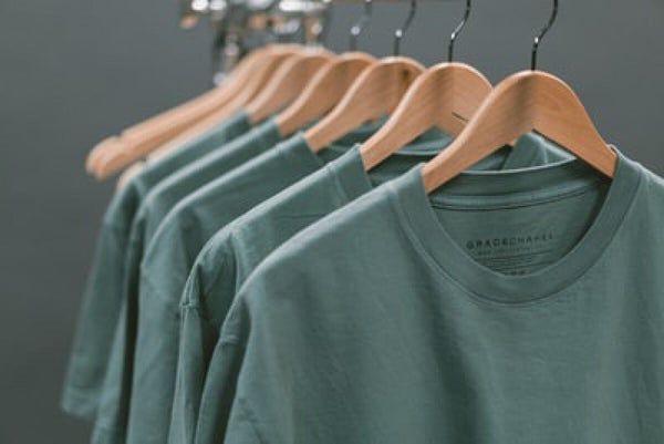 なぜか垢抜けない人の特徴とは?原因と今すぐ実践できる垢抜ける方法【メイク・髪型・ファッション】の画像