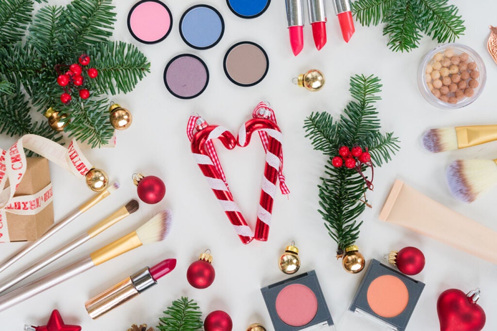 プチプラクリスマスコフレの大本命!KATEとヴィセリシェのクリスマスコフレを紹介♡の画像