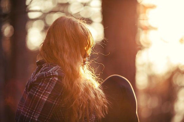髪を綺麗にしたい男女集合!パサパサ髪をサラサラツヤツヤにする方法をご紹介【0円美容も】の画像