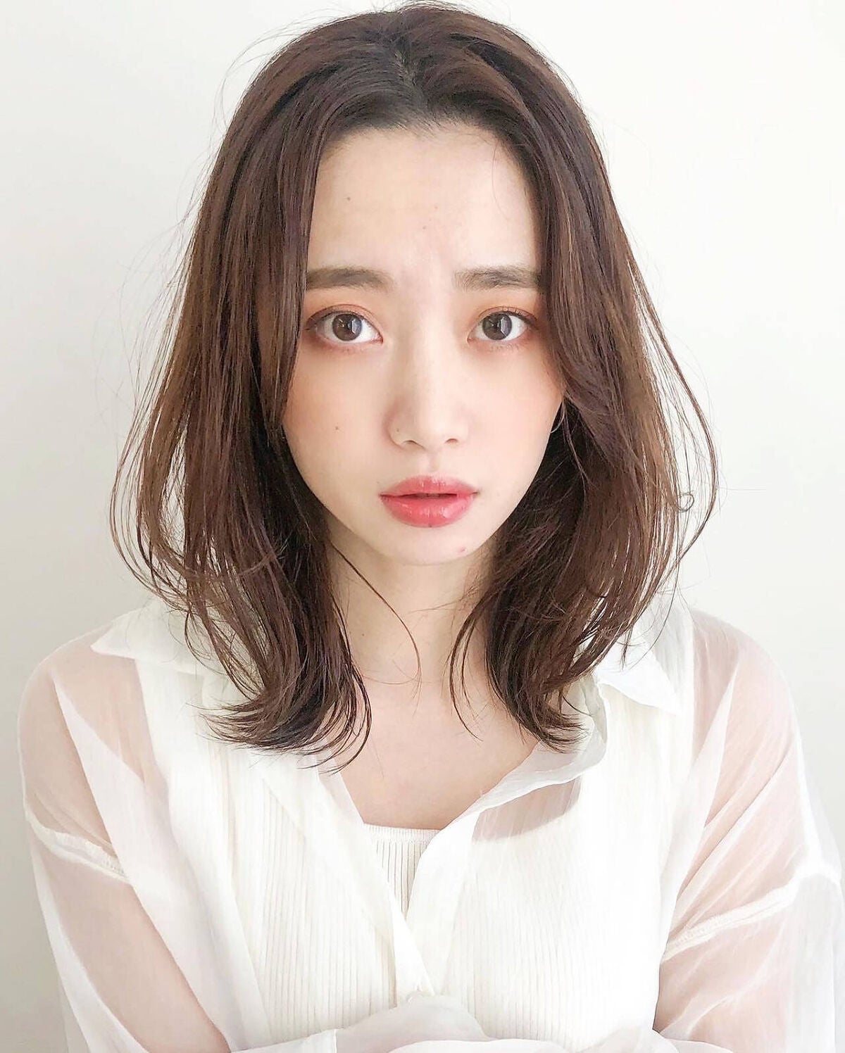 「すっぴんでも目力をアップさせる方法3選&おすすめアイテム《お泊まりでもバレない目元メイクも紹介》」の画像(#408885)