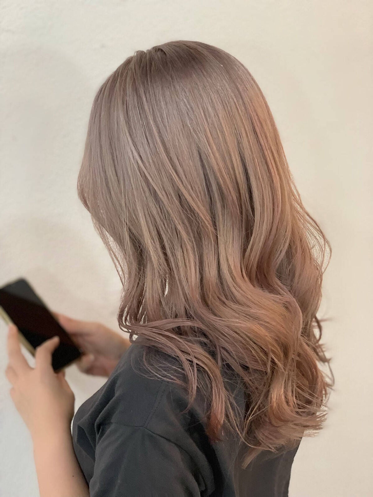 髪のハイライトカラー人気おすすめ特集!ブリーチなしやボブ向けも♡髪のダメージやセルフの入れ方も解説の画像