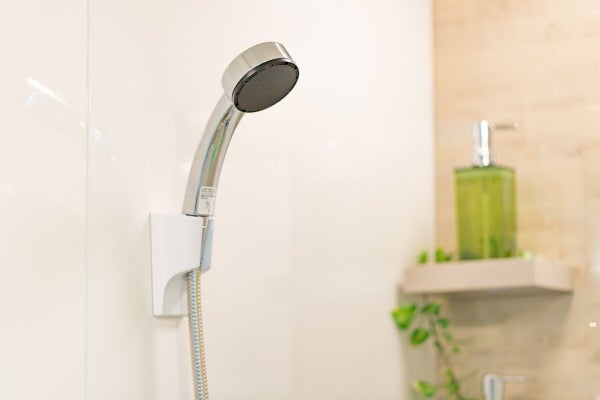 湯シャンは女性の薄毛・抜け毛・白髪に効果はある?やり方やメリット・デメリットを紹介の画像