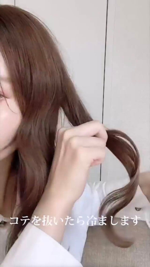 【韓国アイドル風】手持ちのコテでOK!"ヨシンモリ巻き"のコツ教えますの画像