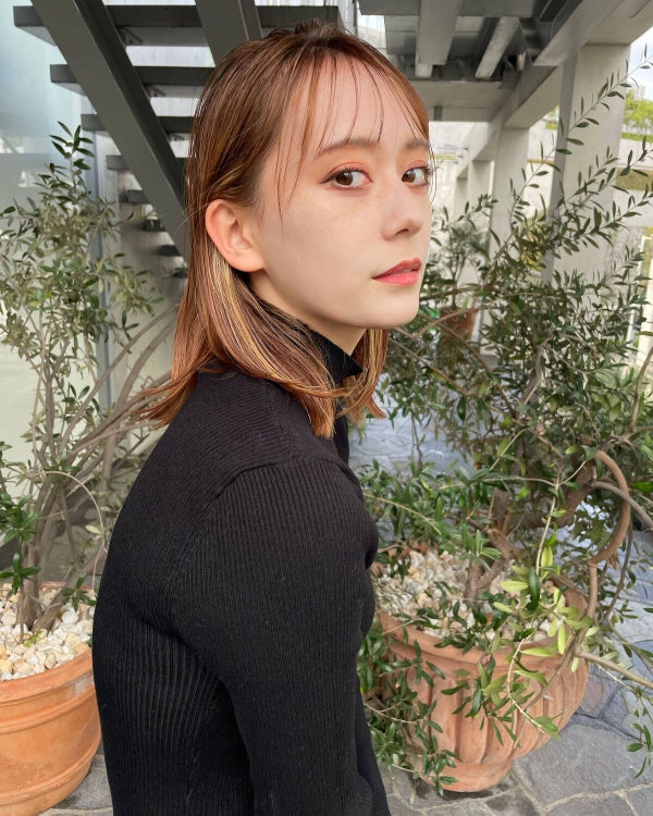 「イエベ春・秋に似合うメイクを徹底解説!色見本付きでわかる垢抜けメイクの方法とコスメ♡」の画像(#464317)