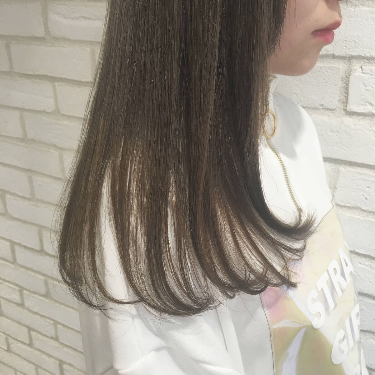 「ホホバオイルは髪によくない？効果やデメリット・使い方やスタイリング方法を解説」の画像（#472273）