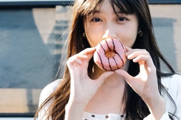 「毛穴汚れ=炭が効く」ダヴから待望の炭入り洗顔ジェルが誕生!の画像