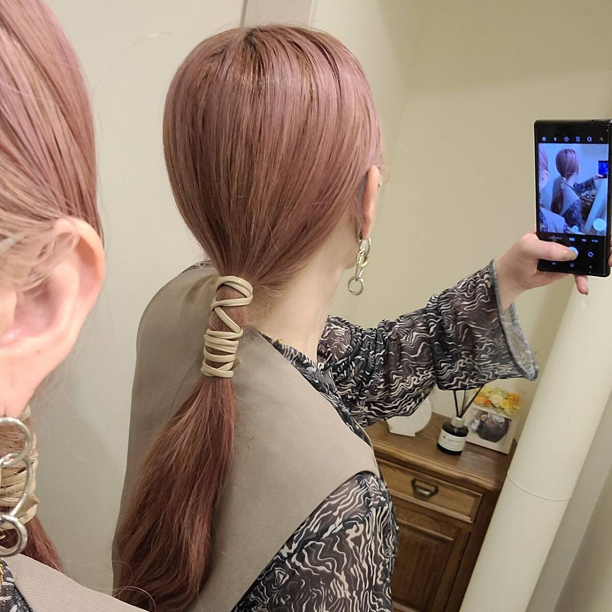 「カラーバターとは？色持ちは？黒髪・ブリーチなしもOK？エンシェールズおすすめカラーも紹介」の画像（#483173）