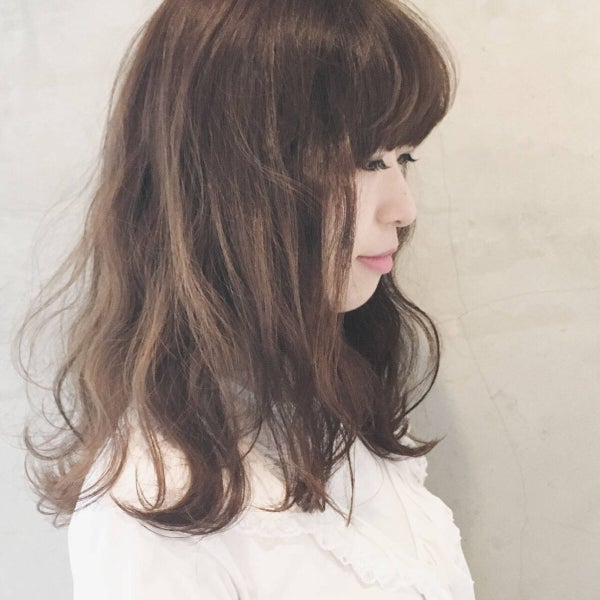 「<女性向け>ヘアムースの使い方!パーマ・くせ毛・ストレート別に解説」の画像(#488731)