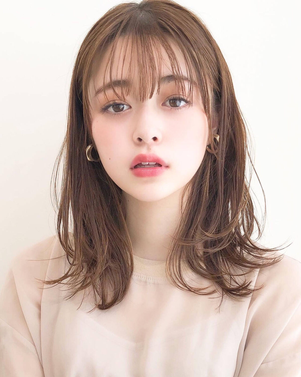 「ストレートアイロンの基本の使い方【初心者向け】髪型別・メンズ向けの使い方のポイントも解説！」の画像（#514716）