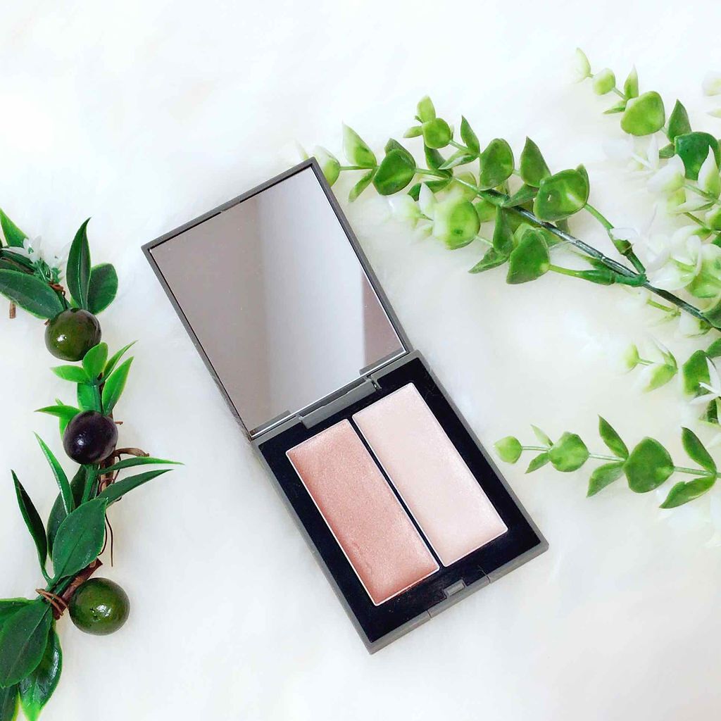 「求めているのは、高級感のあるツヤなんです。背伸びしてでも欲しいデパコスハイライト7選」の画像（#55861）