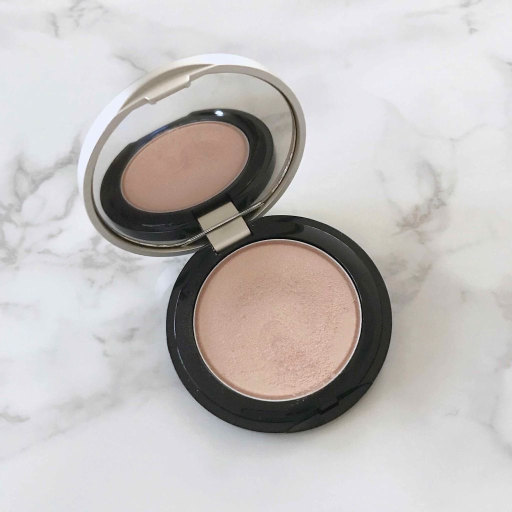 「求めているのは、高級感のあるツヤなんです。背伸びしてでも欲しいデパコスハイライト7選」の画像（#55896）