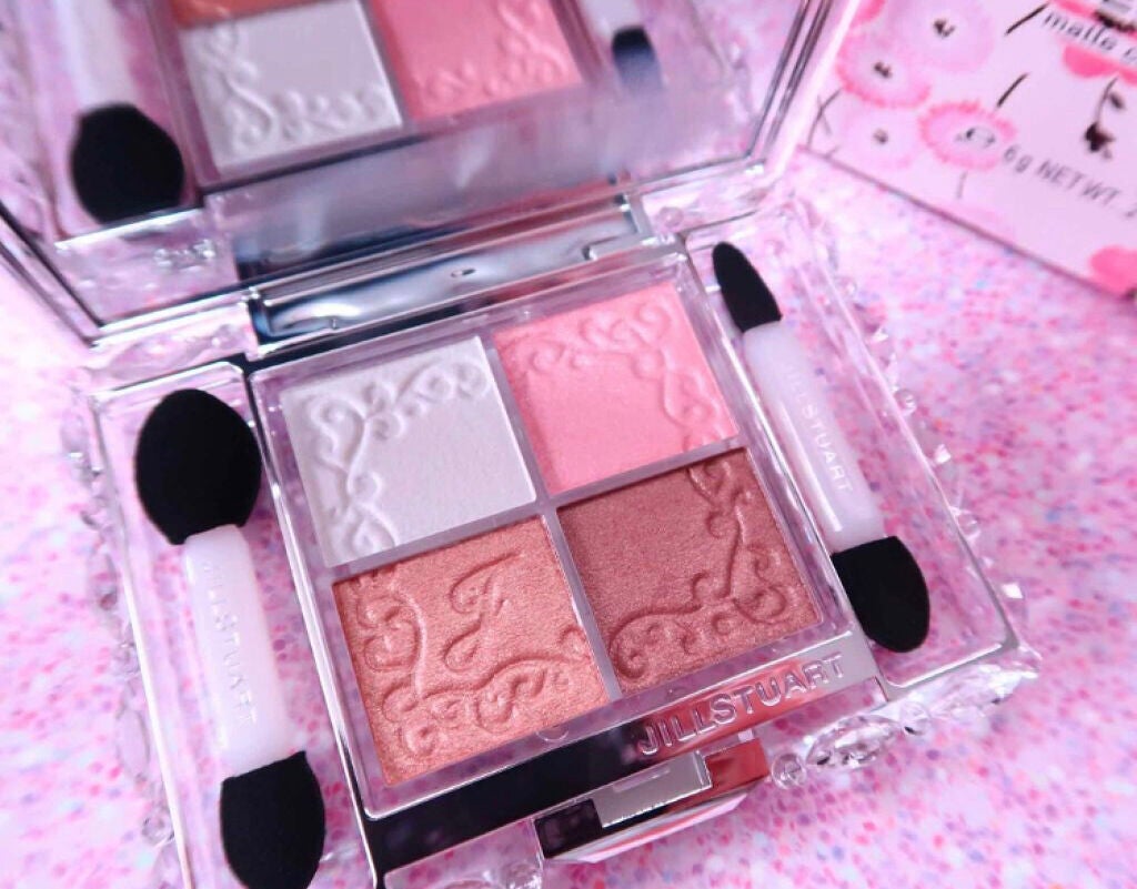 「ふんわり目元でトレンド感アップ♡おすすめマットアイシャドウ5選」の画像(#58911)