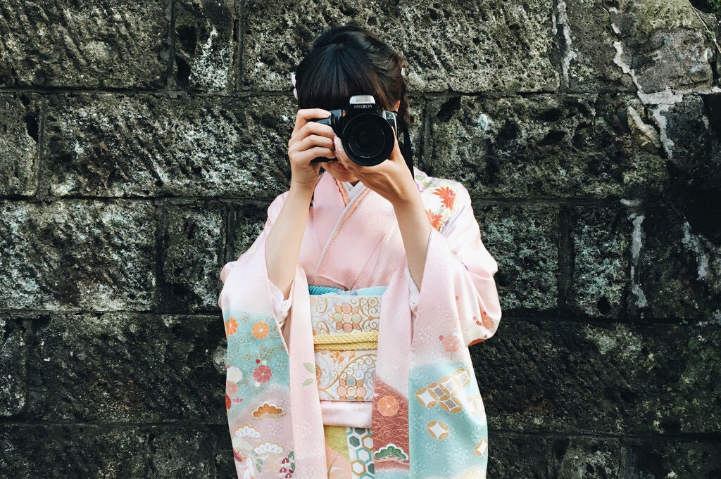 《振袖色別》久しぶりのみんなに会うから、気合いを。"一番可愛い"をGETする成人式メイクの画像