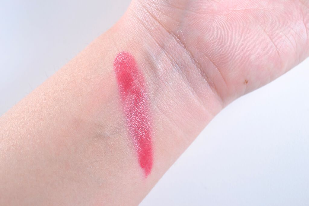 ひと塗りでこの発色