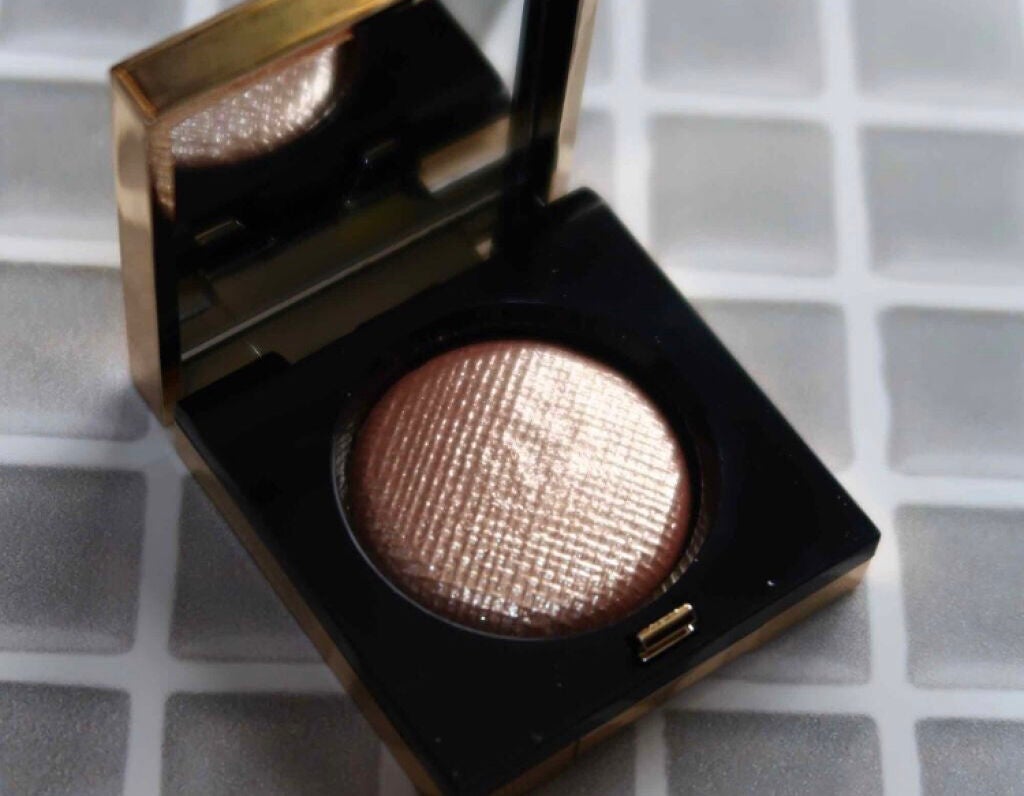 「見たらついつい欲しくなる♡単色アイシャドウで探す人気のトレンドカラー」の画像(#65011)