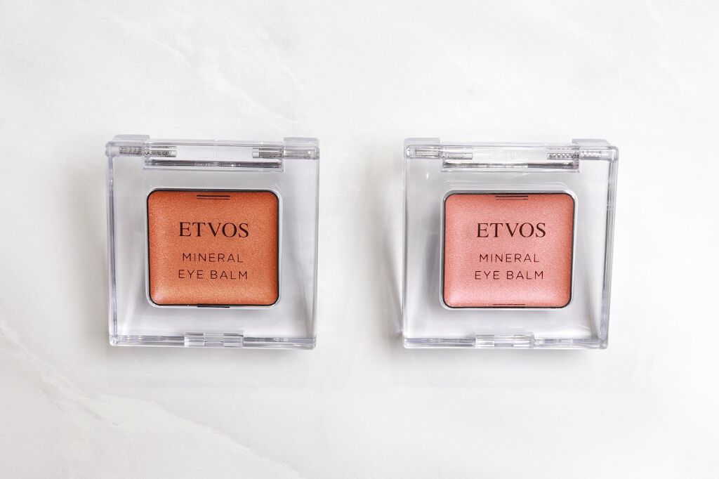 左:シナモンオレンジ、右:サニーピンク