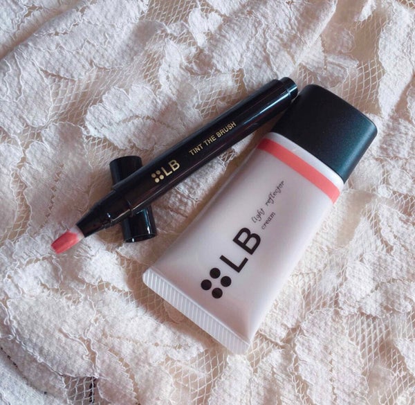 「便利すぎて手放せない。定番のパフ・ブラシ一体型コスメで時短メイク!」の画像(#99611)