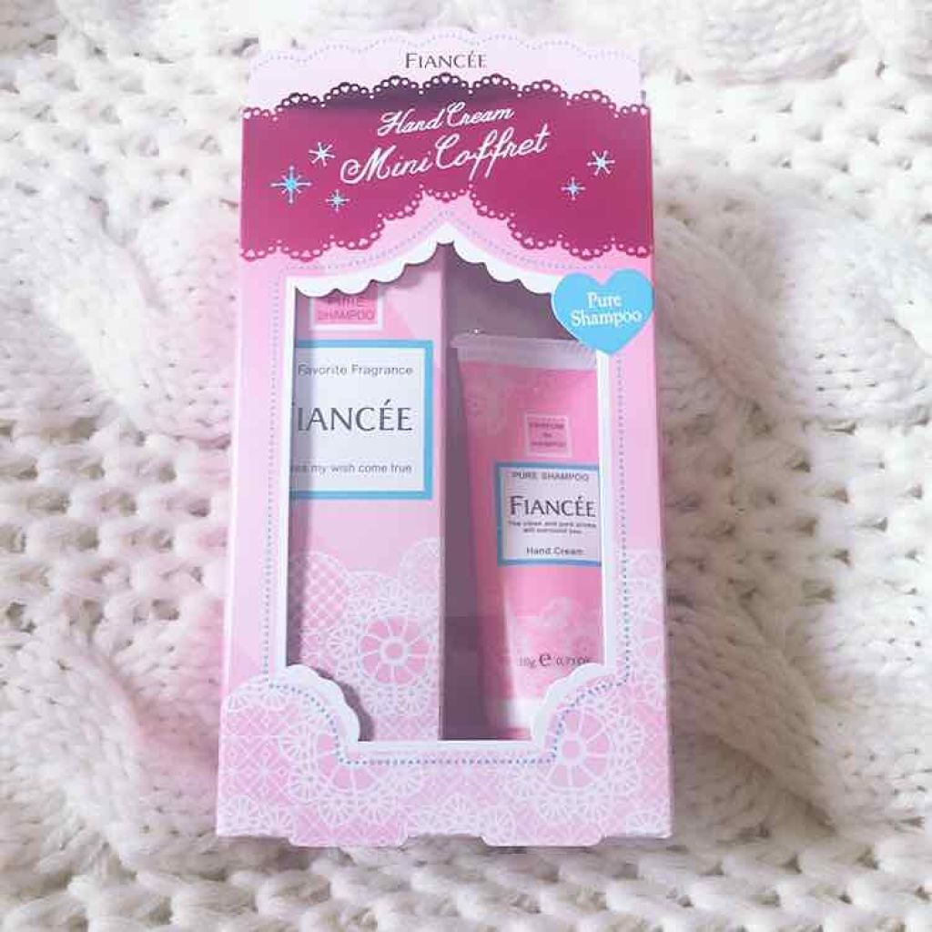 「手荒れや湿疹から肌を守る!しっとり質感のハンドクリームおすすめ5選♡」の画像(#72088)