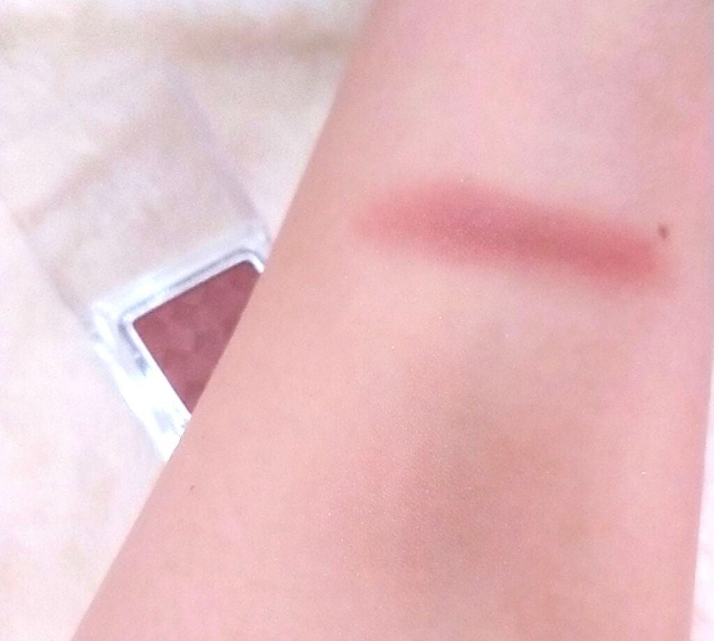 「プラスするだけでアイメイクの幅が広がる♡単色アイシャドウのおすすめアイテムを集めました」の画像(#74432)