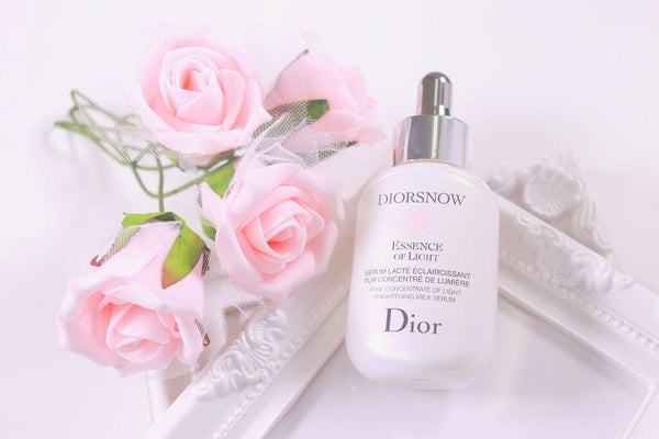 Diorから新美白美容液と落ちないファンデーションが発売✨の画像