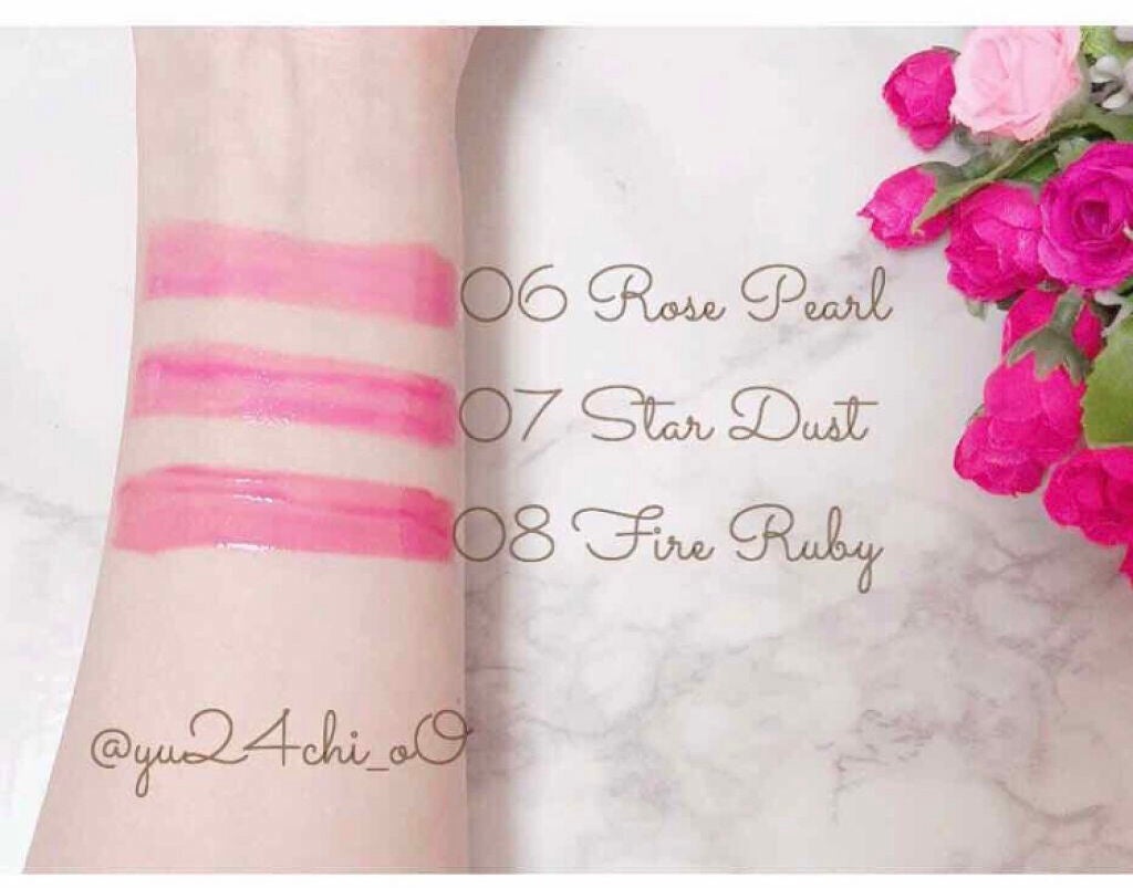 「ひと塗りで唇にちゅるんとした薄膜が完成♡今手に入れるべきリップグロスはコレだ!」の画像(#75611)