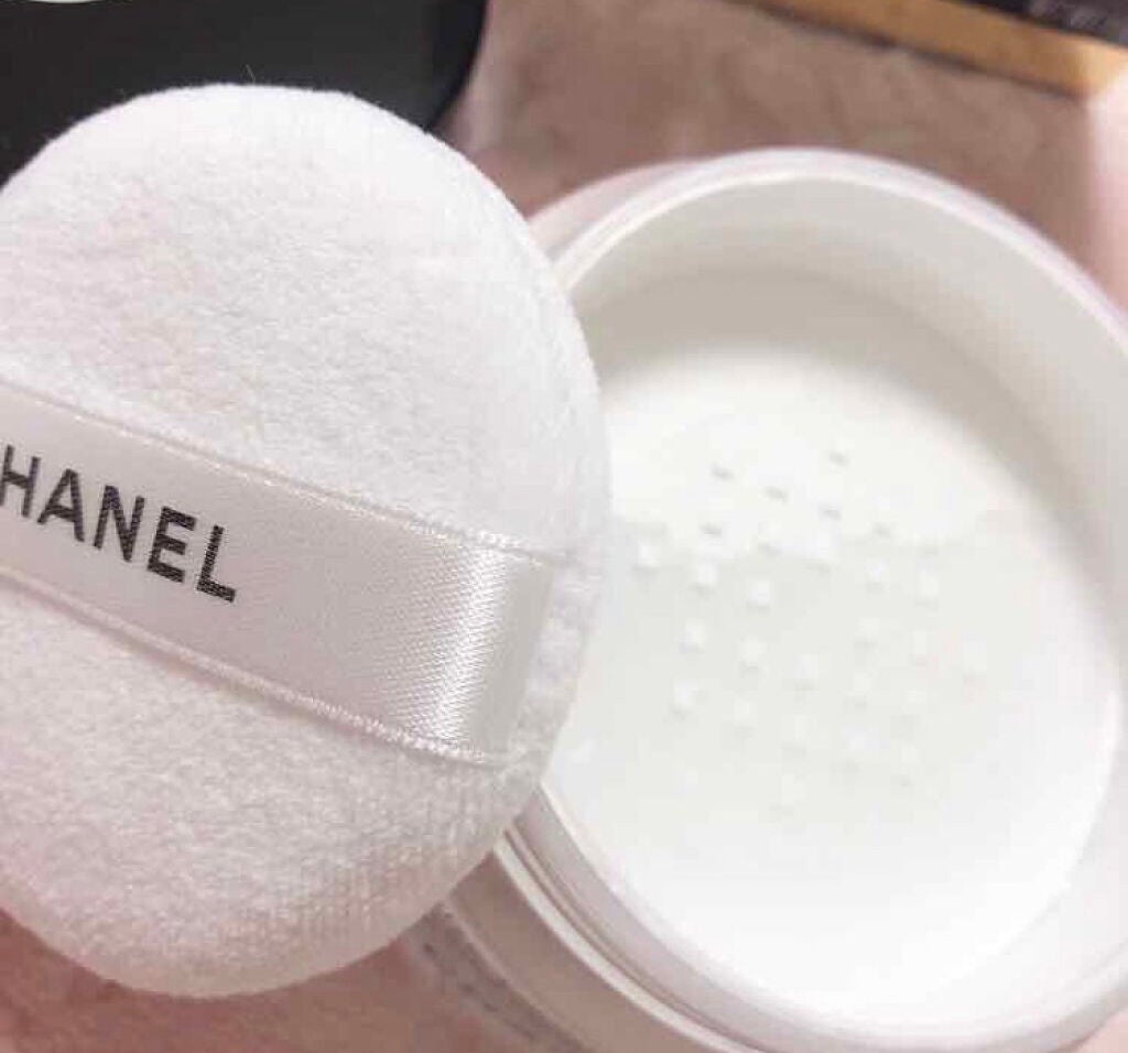 「サラッと質感を一日中キープ!ふんわりマシュマロ肌に仕上がるフェイスパウダー5選♡」の画像(#76136)