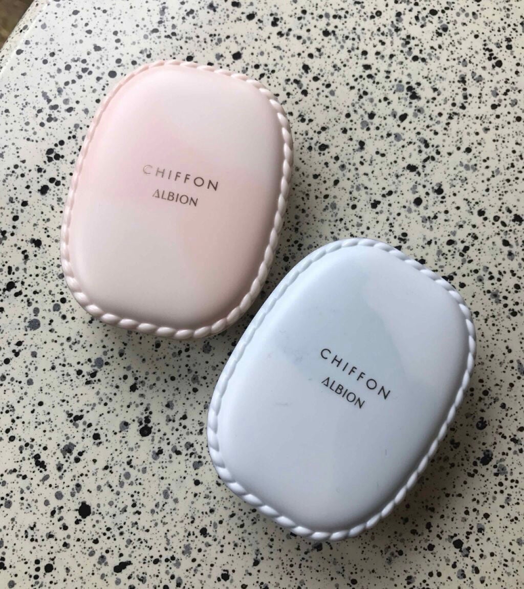 「春夏にぴったりなサラッと肌へ!パウダーファンデーションでふんわり軽やかな仕上がりに♡」の画像(#77294)