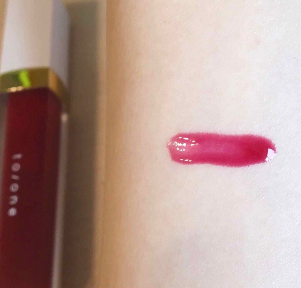 「あなたに似合う赤はどれ?血色感をプラスするレッドカラーのリップを集めました♡」の画像(#77453)