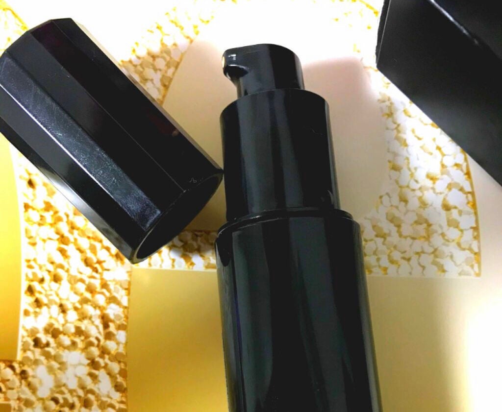 「キュッと引き締まった立体フェイスになりたいあなたへ。おすすめ小顔効果抜群コスメ5選♡」の画像(#80433)