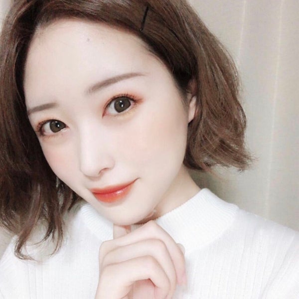 とっておきの一枚が撮れちゃう!自撮りで盛れる写真映えメイクのポイント&おすすめコスメの画像