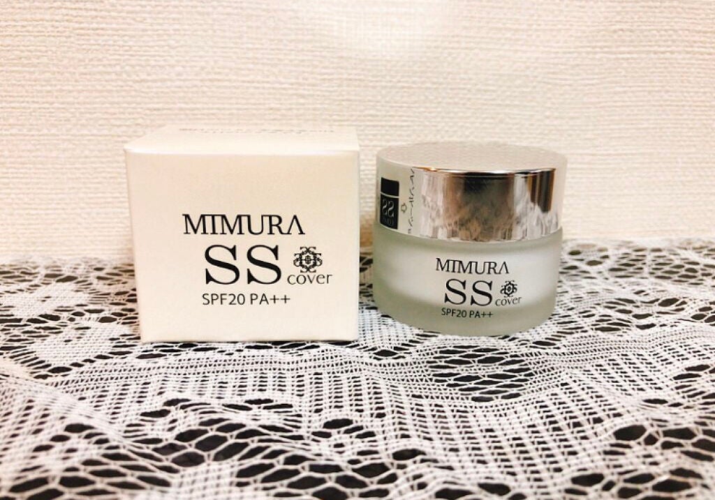 「目指すはフラットな陶器肌!夏の相棒は毛穴を目立たなく見せる化粧下地」の画像(#84679)