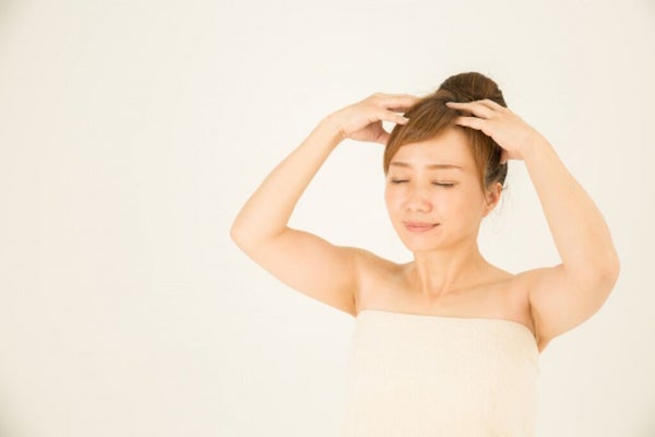 髪の毛のダメージは大丈夫?口コミで人気のヘアオイルを使ってケアしよう♡の画像