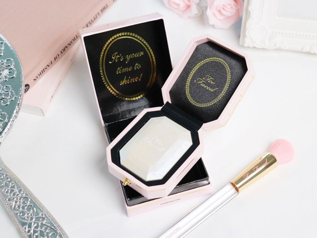 ダイヤモンドライト マルチユース ハイライター 4,500円(税抜)