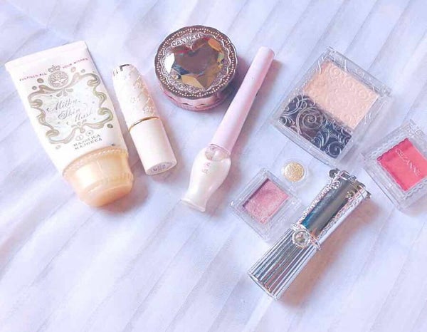 「テカリを防いでふんわりマシュマロ肌!赤ちゃんほっぺはフェイスパウダーで作れる♡」の画像(#90963)