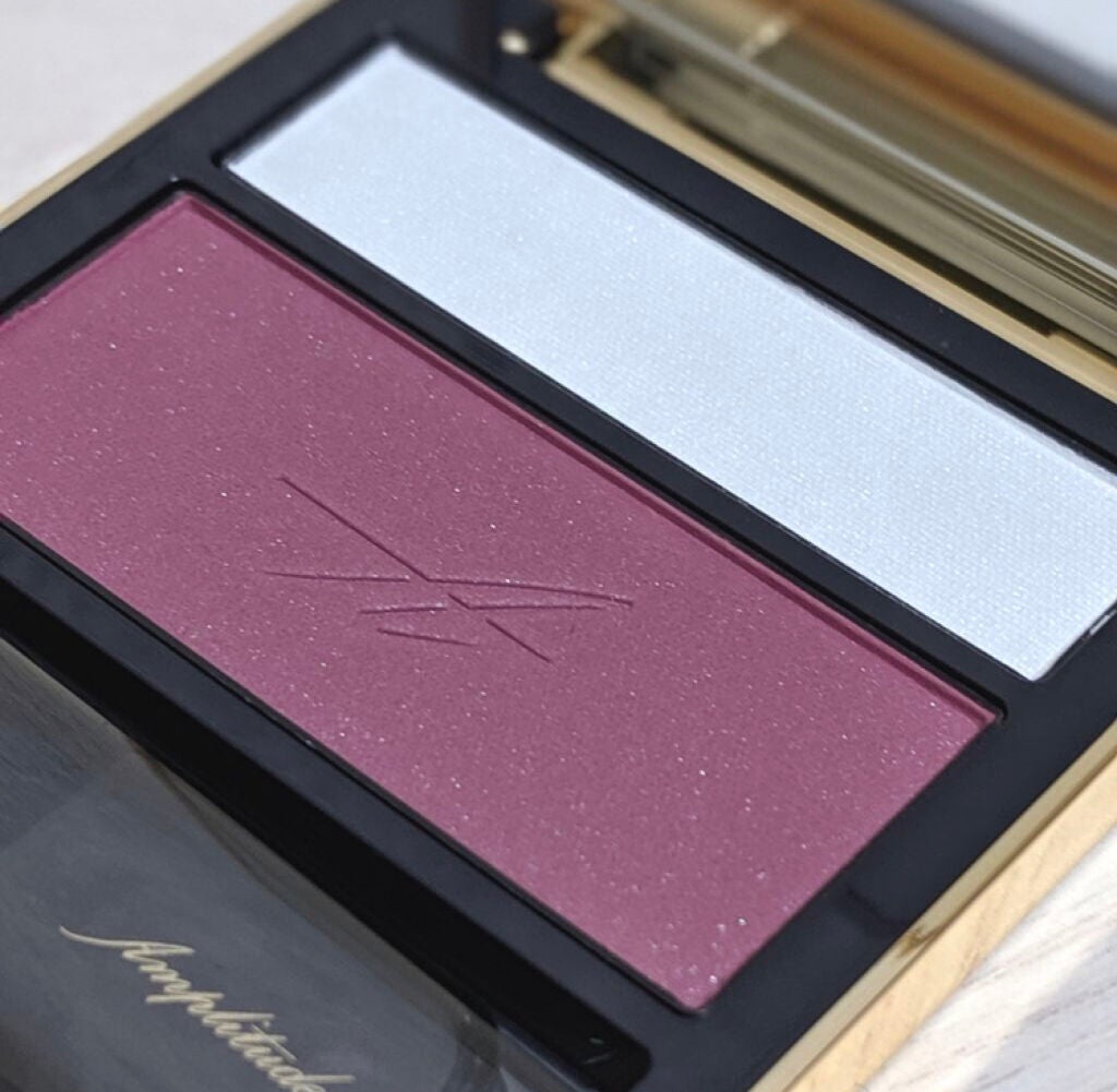 「血色感カラーでお洒落なアンニュイ顔に。あずき色チークが可愛いんです♡」の画像(#93951)