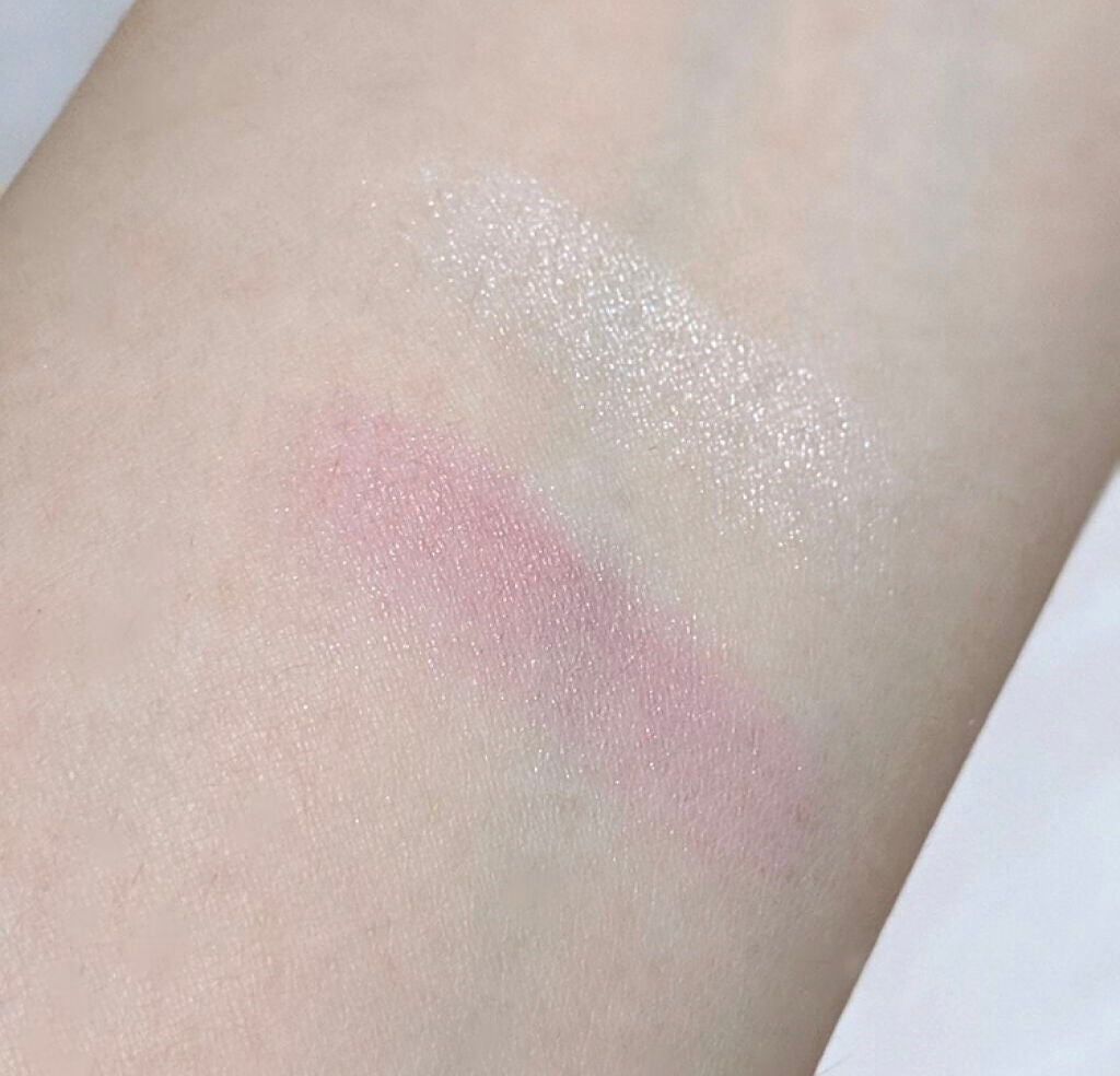 「血色感カラーでお洒落なアンニュイ顔に。あずき色チークが可愛いんです♡」の画像(#93962)